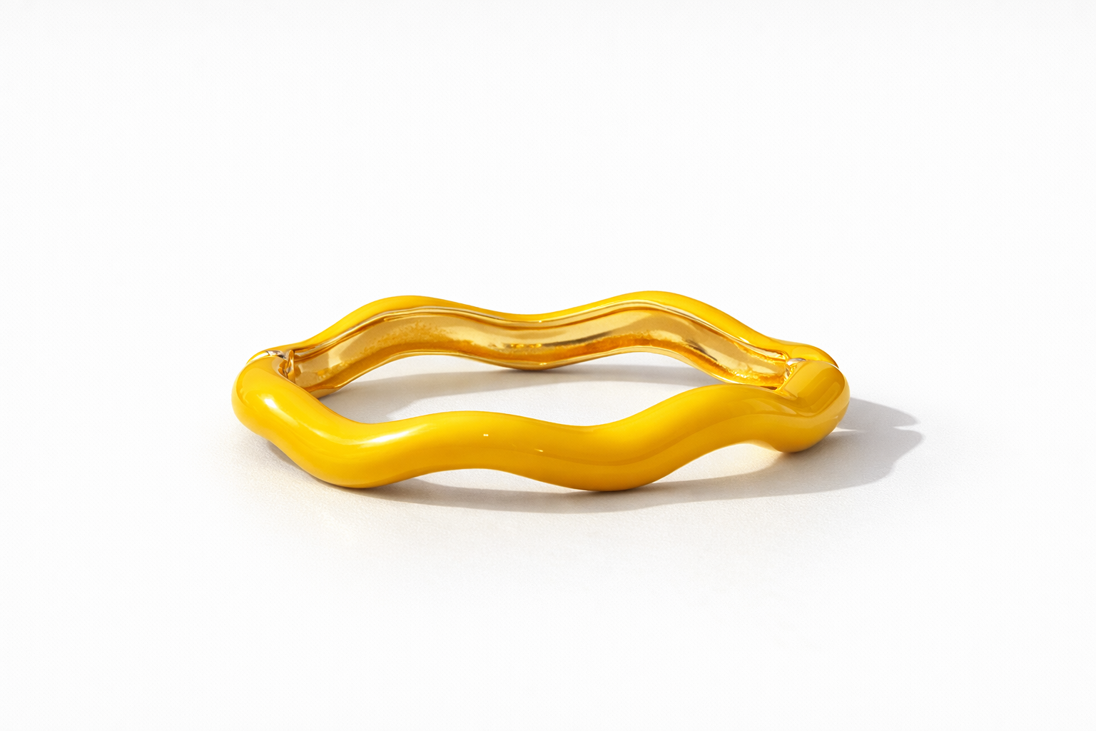 Lua Wave Cuff