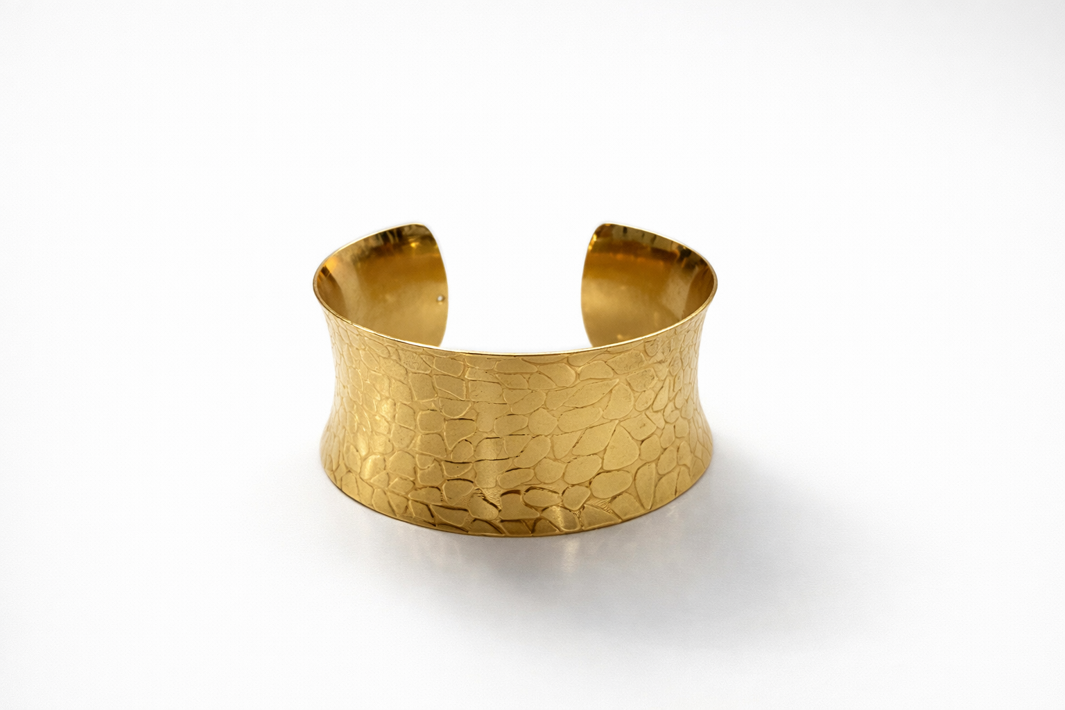 Valen Textured Cuff