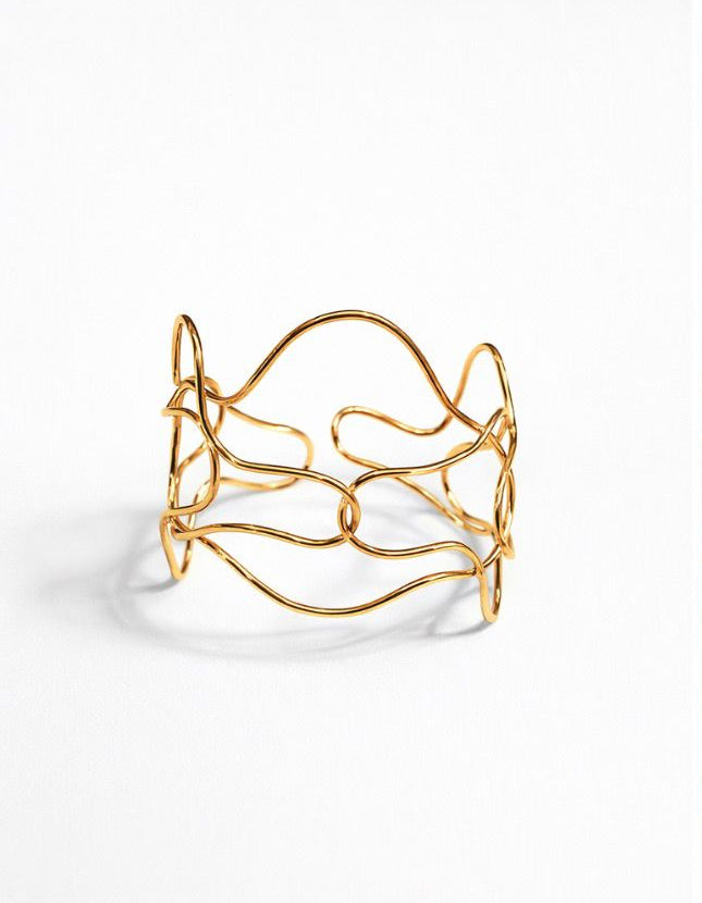 Eterna Flow Cuff