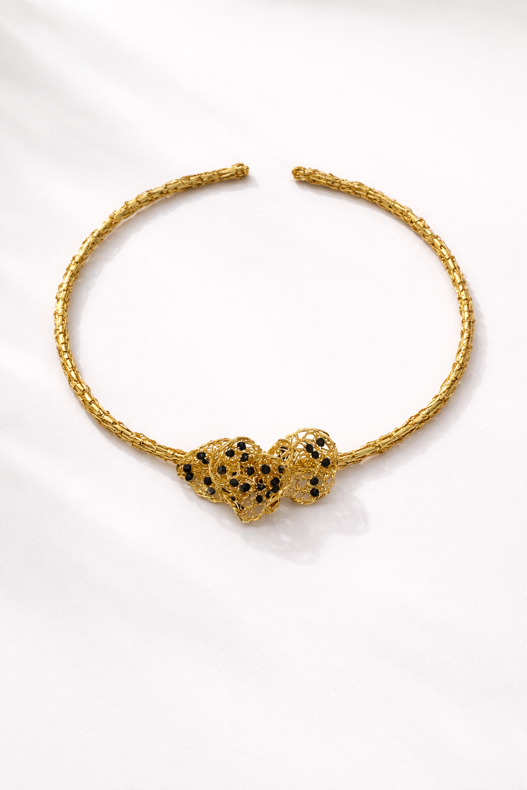 Noir Bloom Collar Necklace