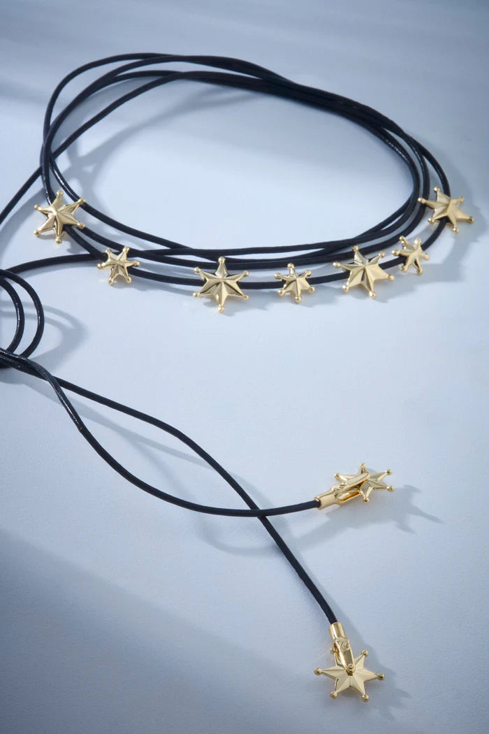 Autoridade Necklace