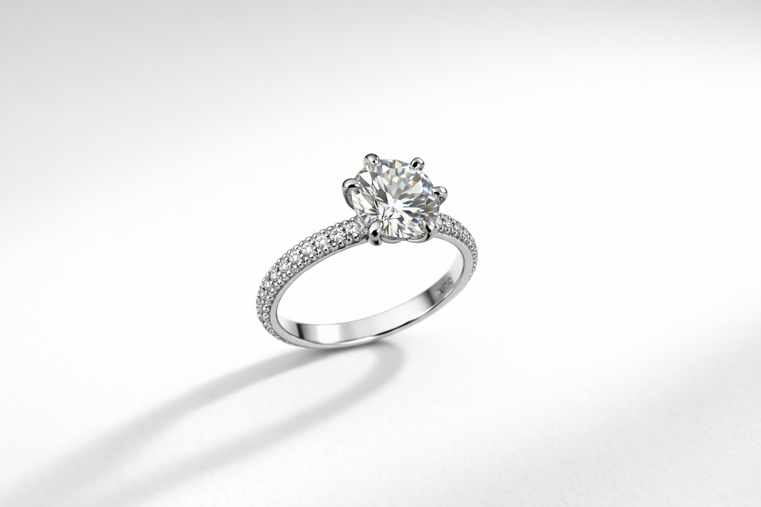 Lumera Radiant Ring