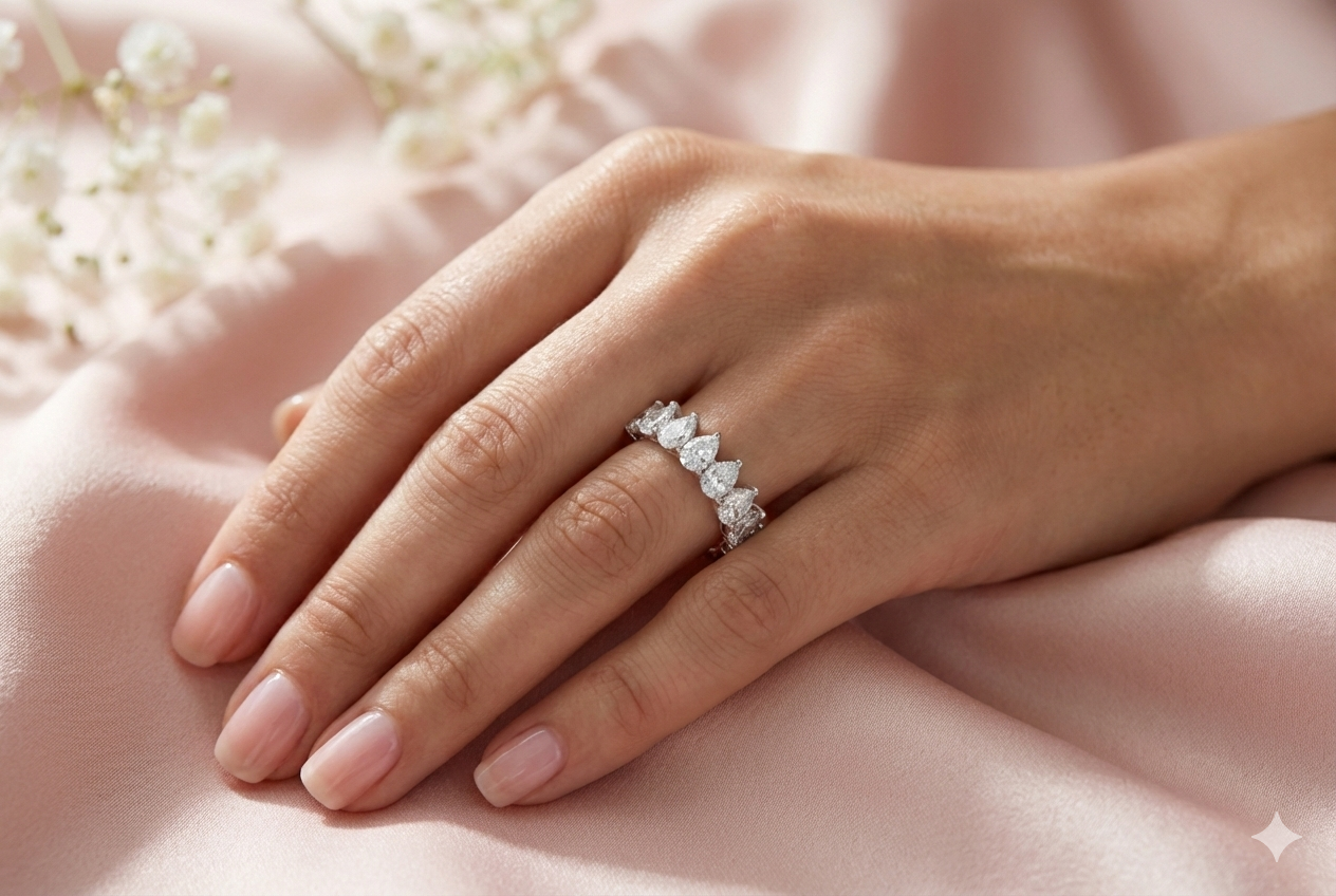 Lumera Tiara Band