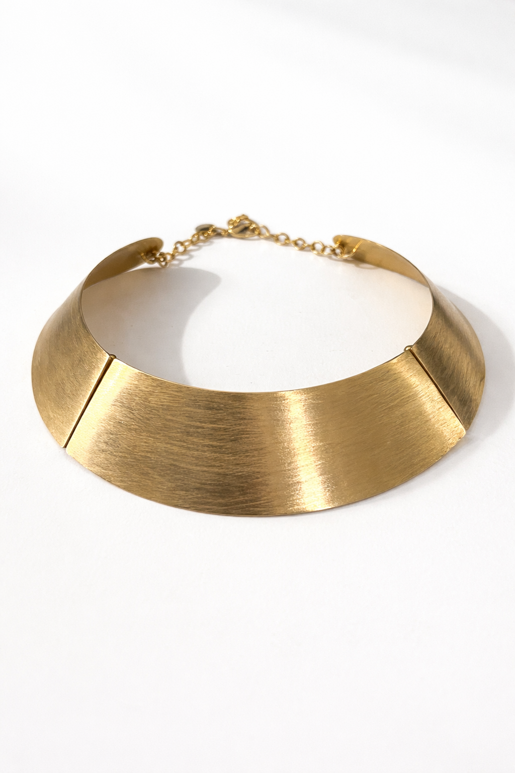 Nefara Choker