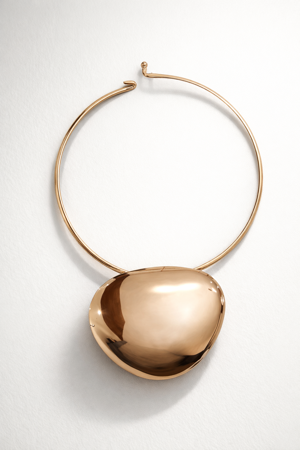 Eterna Forma Necklace