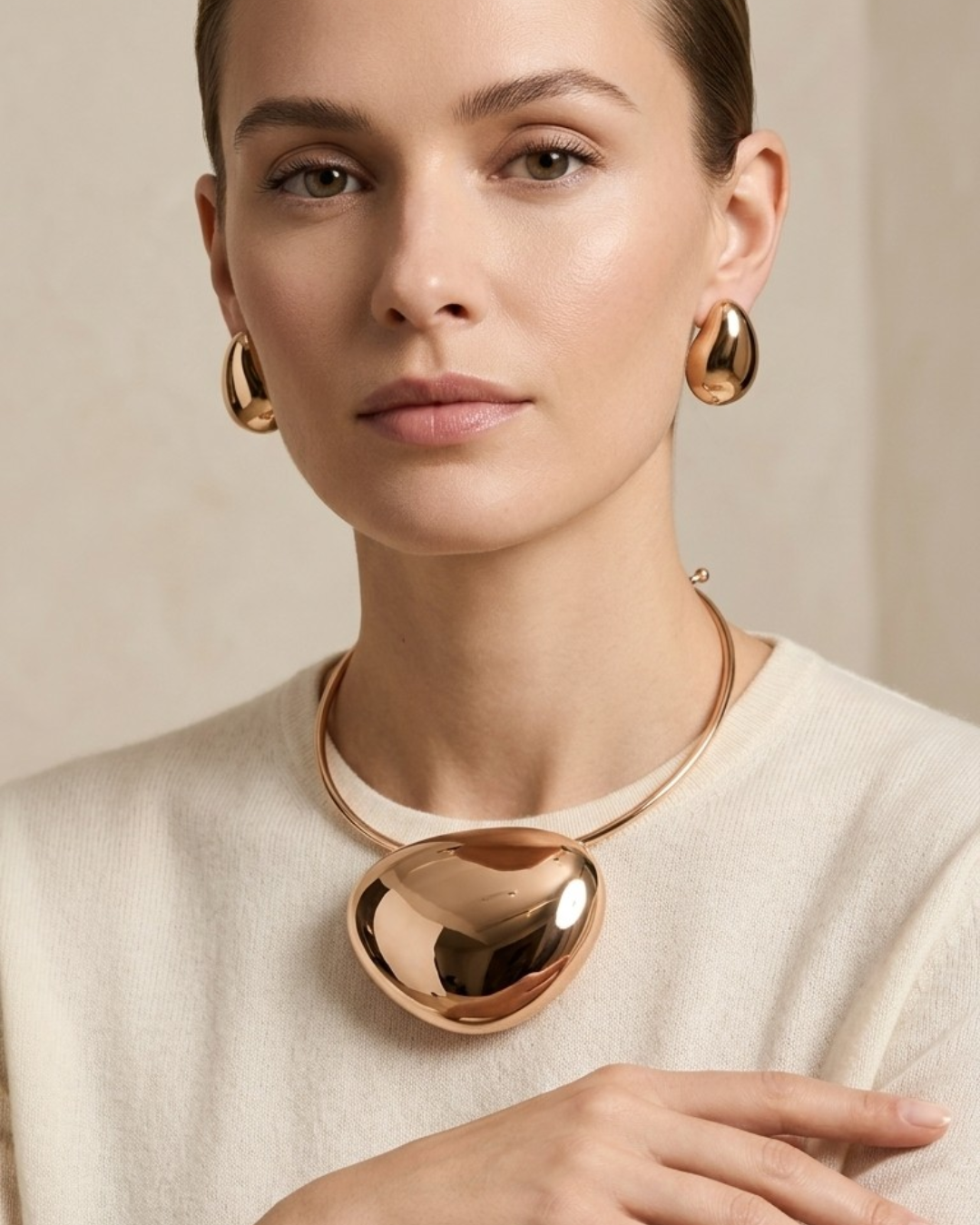 Eterna Forma Necklace